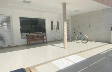 Casa nova na 2° quadra da Praia!